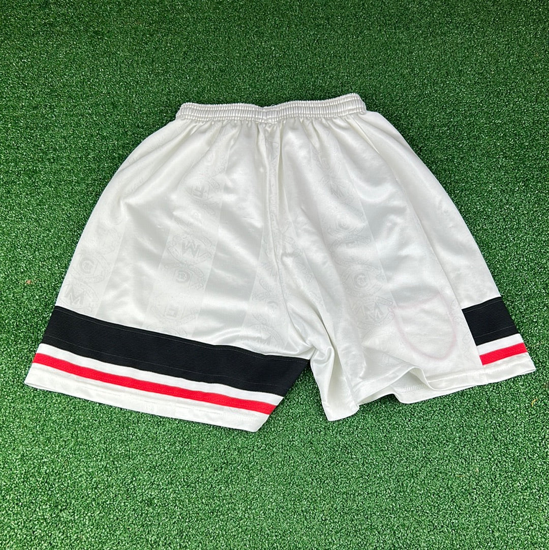 Manchester United 1998-1999 Away Shorts  - 30 Inch Waist - Excellent Condition