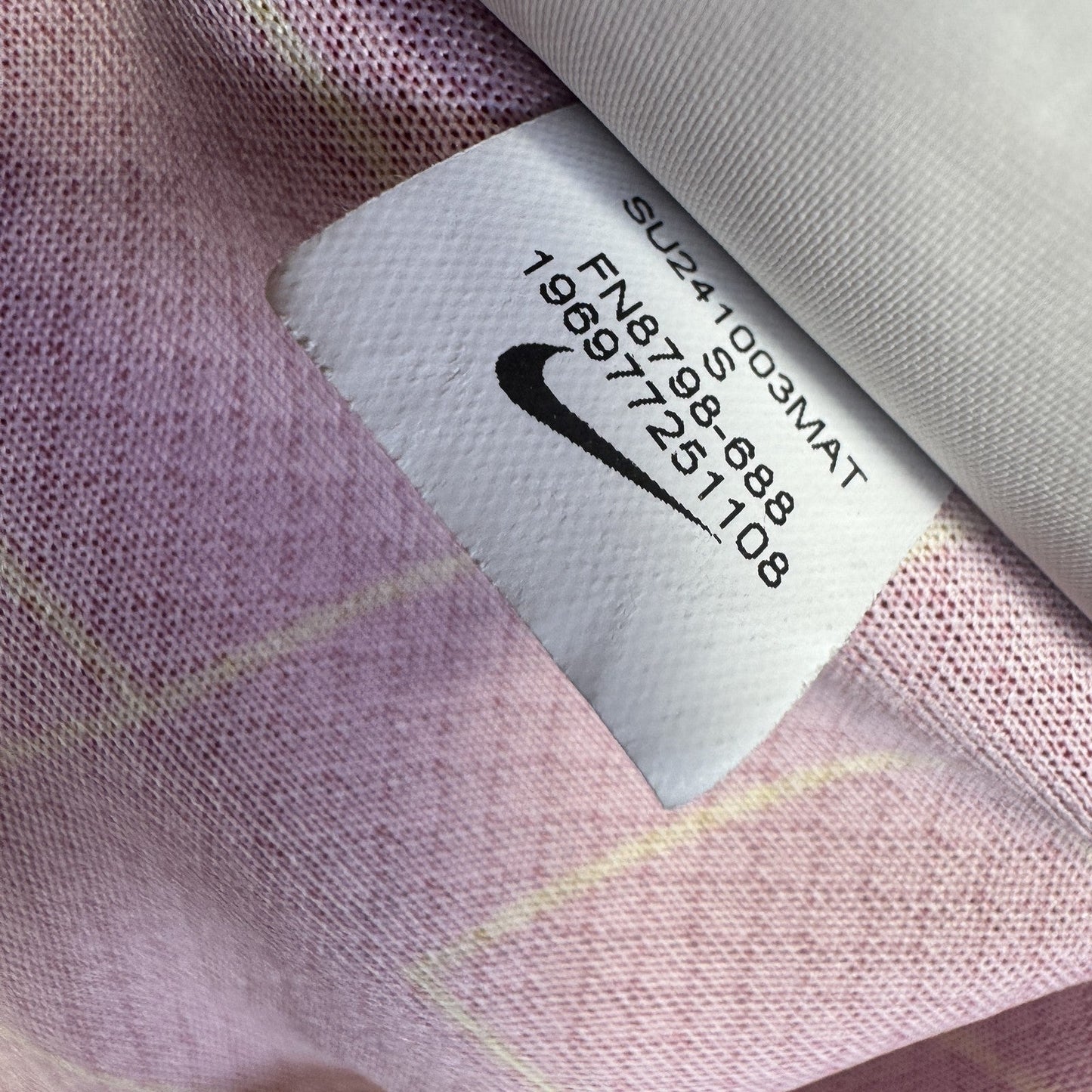 SALAH 11 Liverpool 2024/2025 Home Football Shirt Small