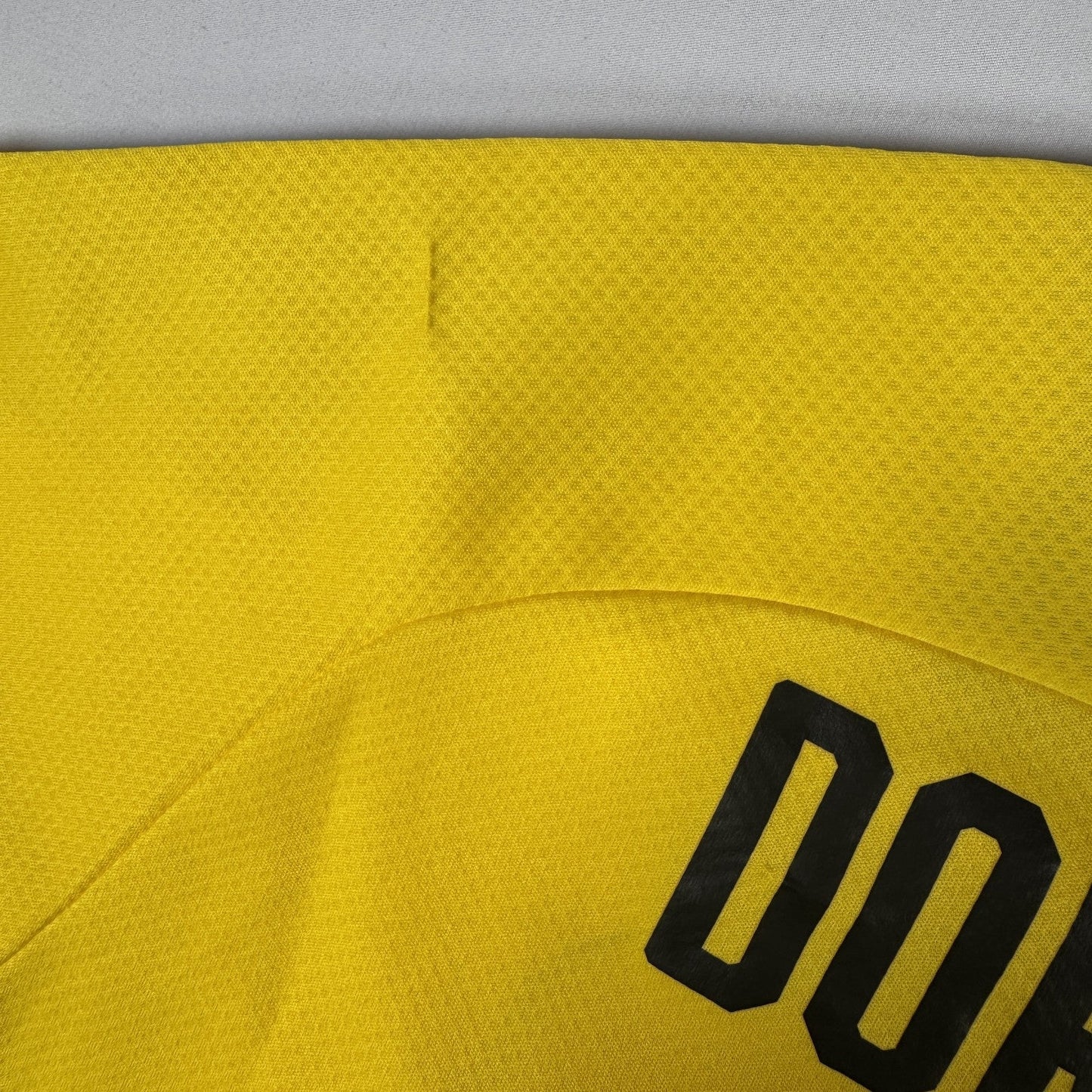 Borussia Dortmund 2019/2020 Home Football Shirt Medium
