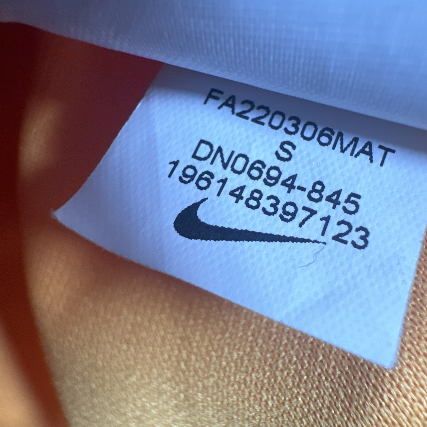 Netherlands 2022/2023/2024 Home Football Shirt Small