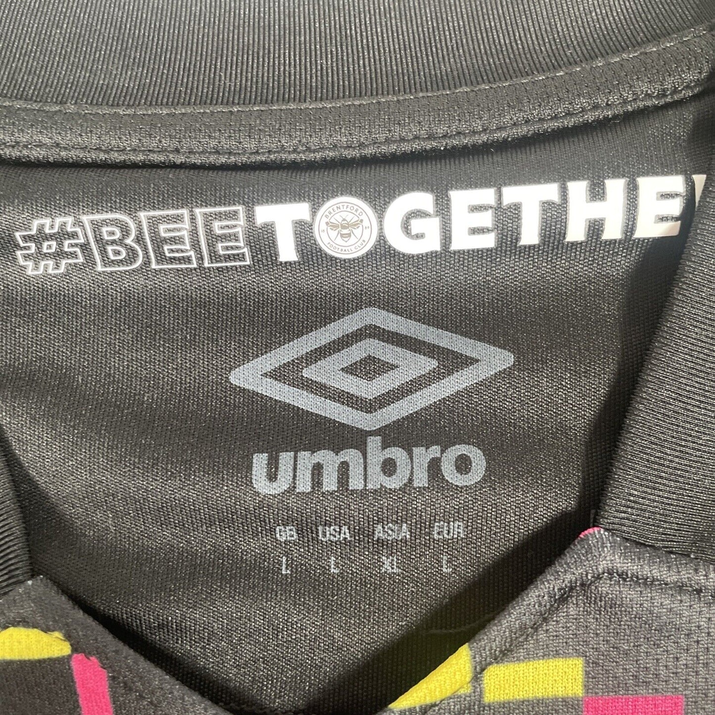 Brentford 2022/2023 Third Football Shirt Men’s Large