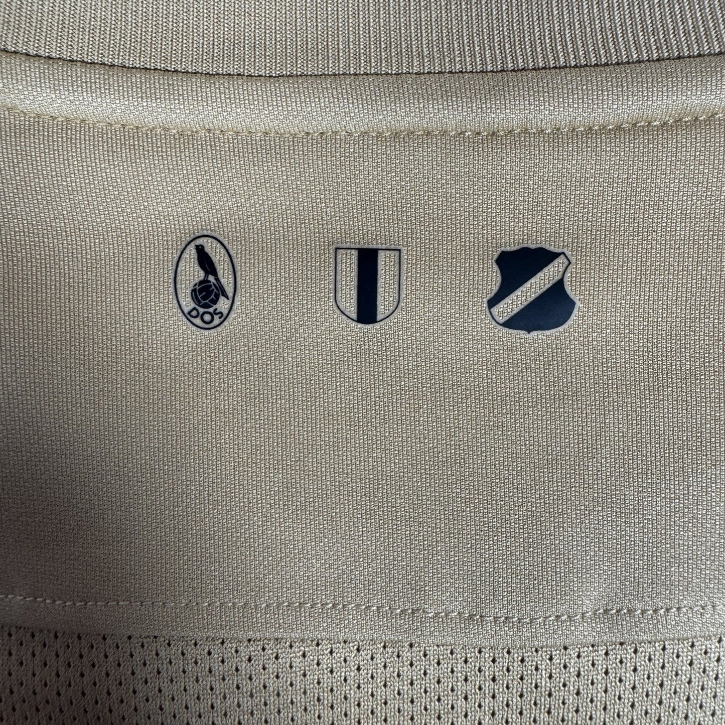 FC Utrecht 2021/2022 Third Football Shirt Medium