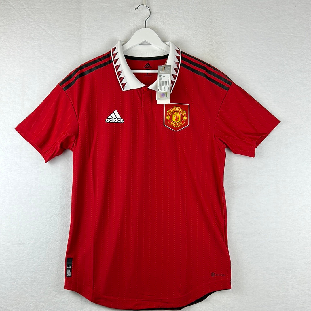 Manchester United 2022/2023 Player Issue Home Shirt - Size 7 (Large)