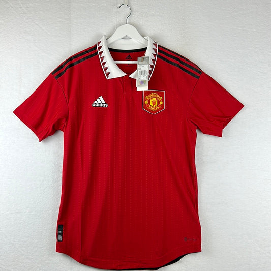 Manchester United 2022/2023 Player Issue Home Shirt - Size 7 (Large)