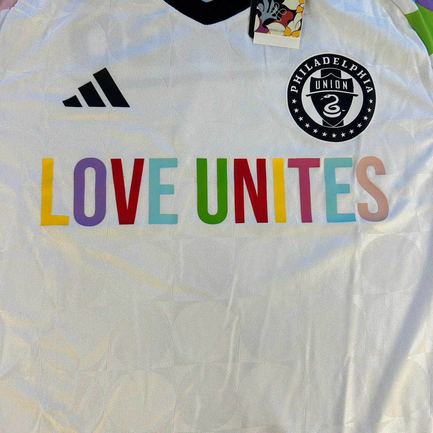 Philiadelphia Union 2022/2023 Love Unites Shirt - Large - Adidas HY5899