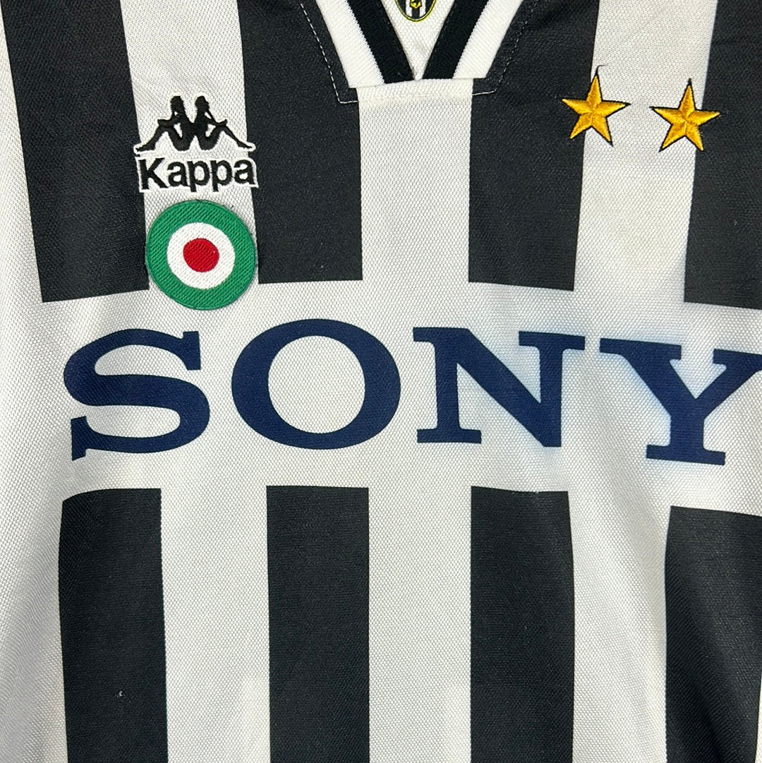 Juventus 1995-1996 Home Shirt - Large - Long Sleeve - Excellent