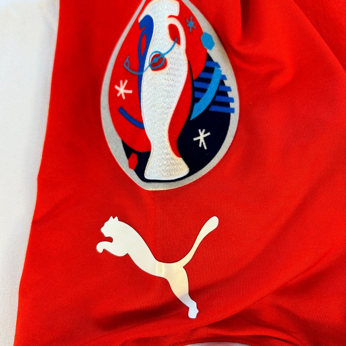 Switzerland 2008 Match Worn/ Issued Home Shirt - Mehmedi 18