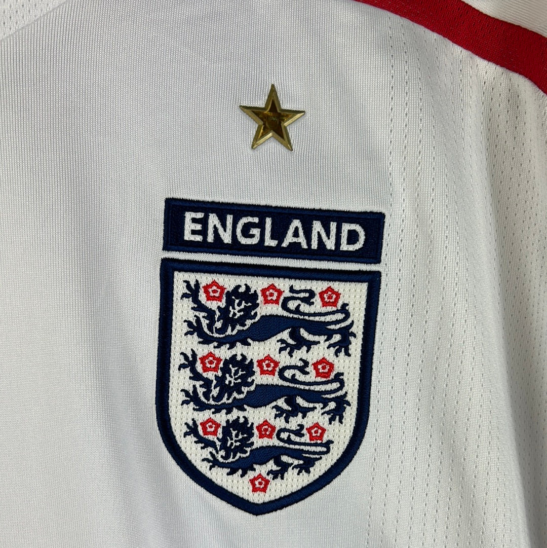 England Player Issue 2007 Home Shirt - Heskey v Russia