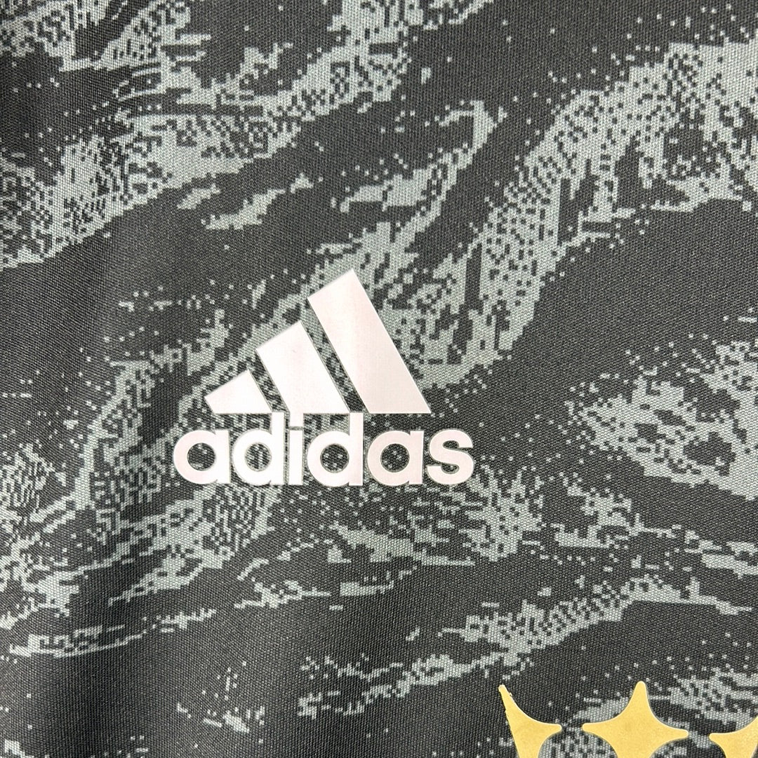 Leicester City 2019/2020 Goalkeeper Shirt - Medium