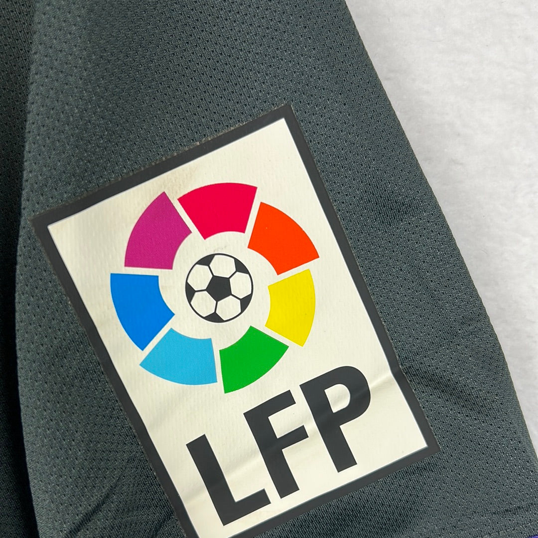 Real Sociedad 2013/2014 Player Issue Shirt - Zubikarai 13