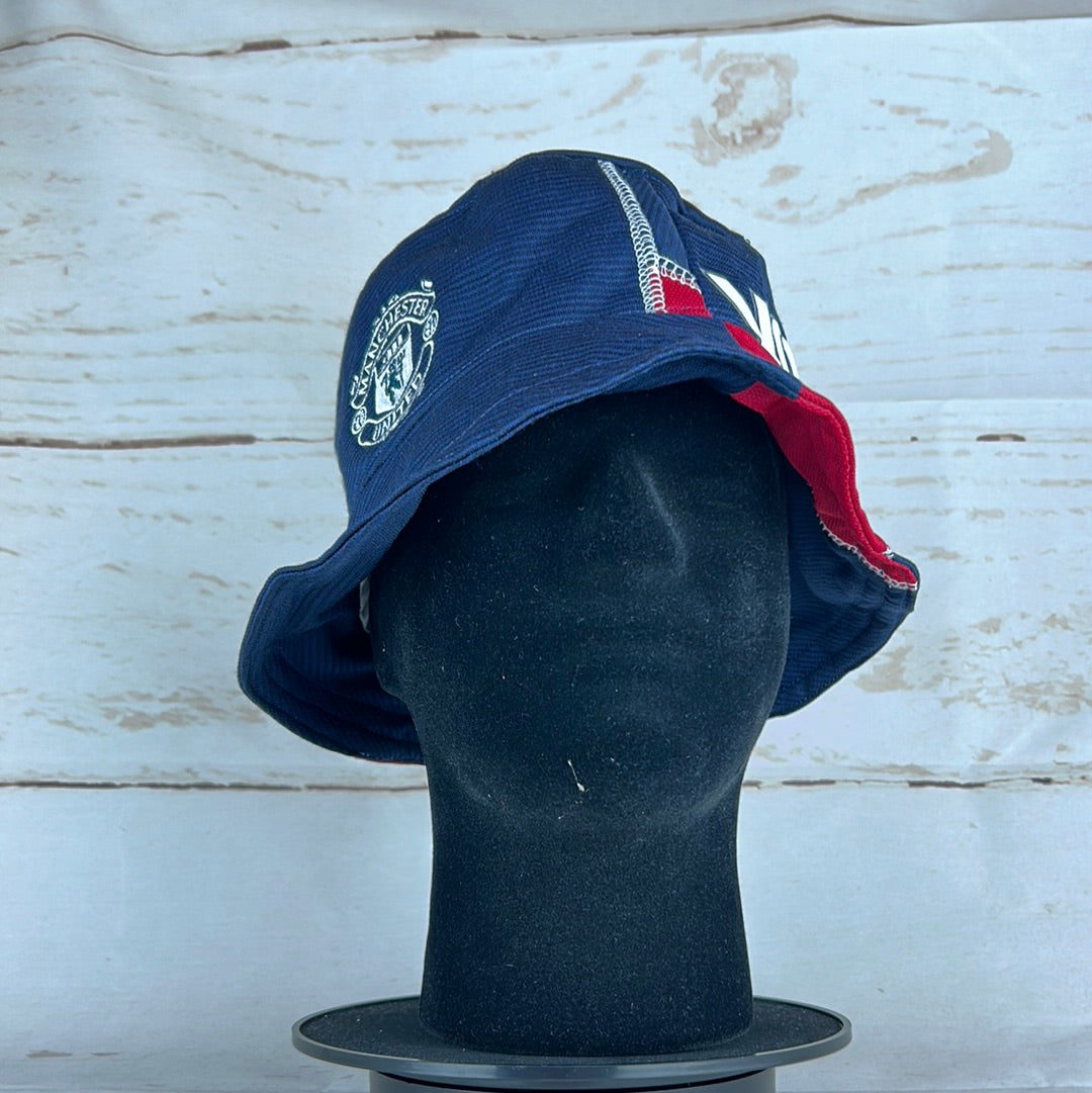 Manchester United 00/01 Upcycled Third Football Shirt Bucket Hat