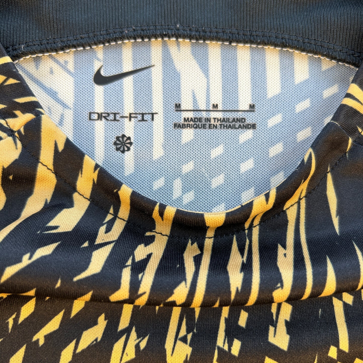 Pumas UNAM 2023/2024 Pre Match Shirt - Extra Large - Excellent