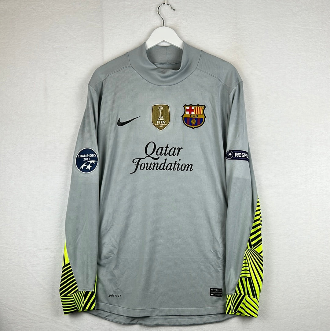 Barcelona 2011/2012 Player Issue Third Goalkeeper Shirt - Valdes 1