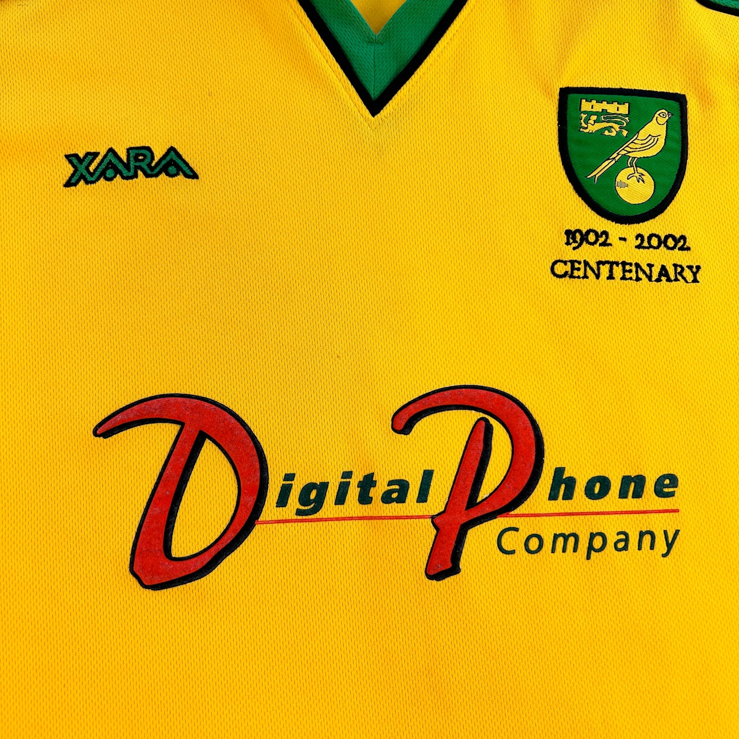 Norwich City 2001/2002 Home Shirt - Large - Excellent