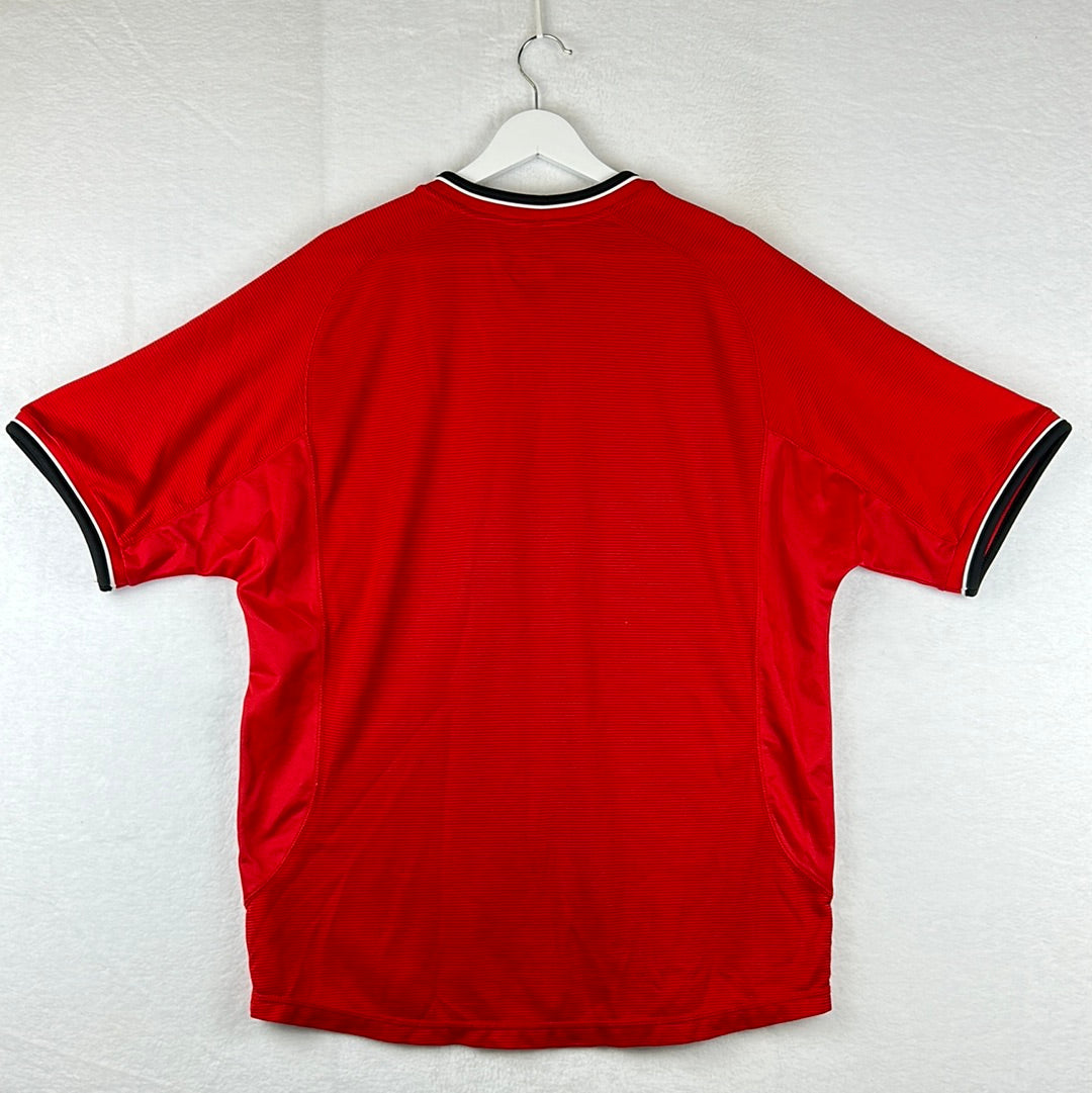 Manchester United 2000-2001-2002 Home Shirt - Medium