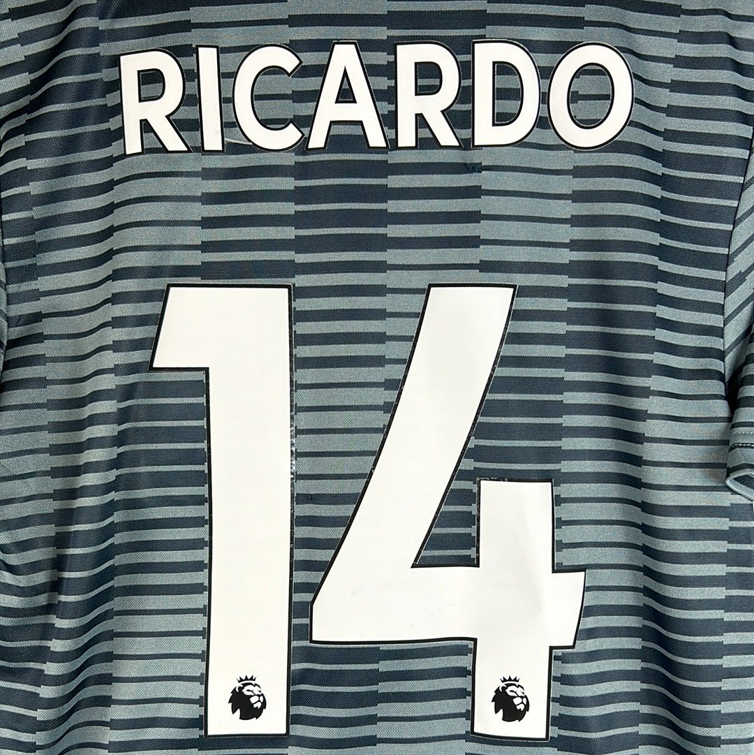 Leicester City 2018/2019 Match Worn Away Shirt - Ricardo 14