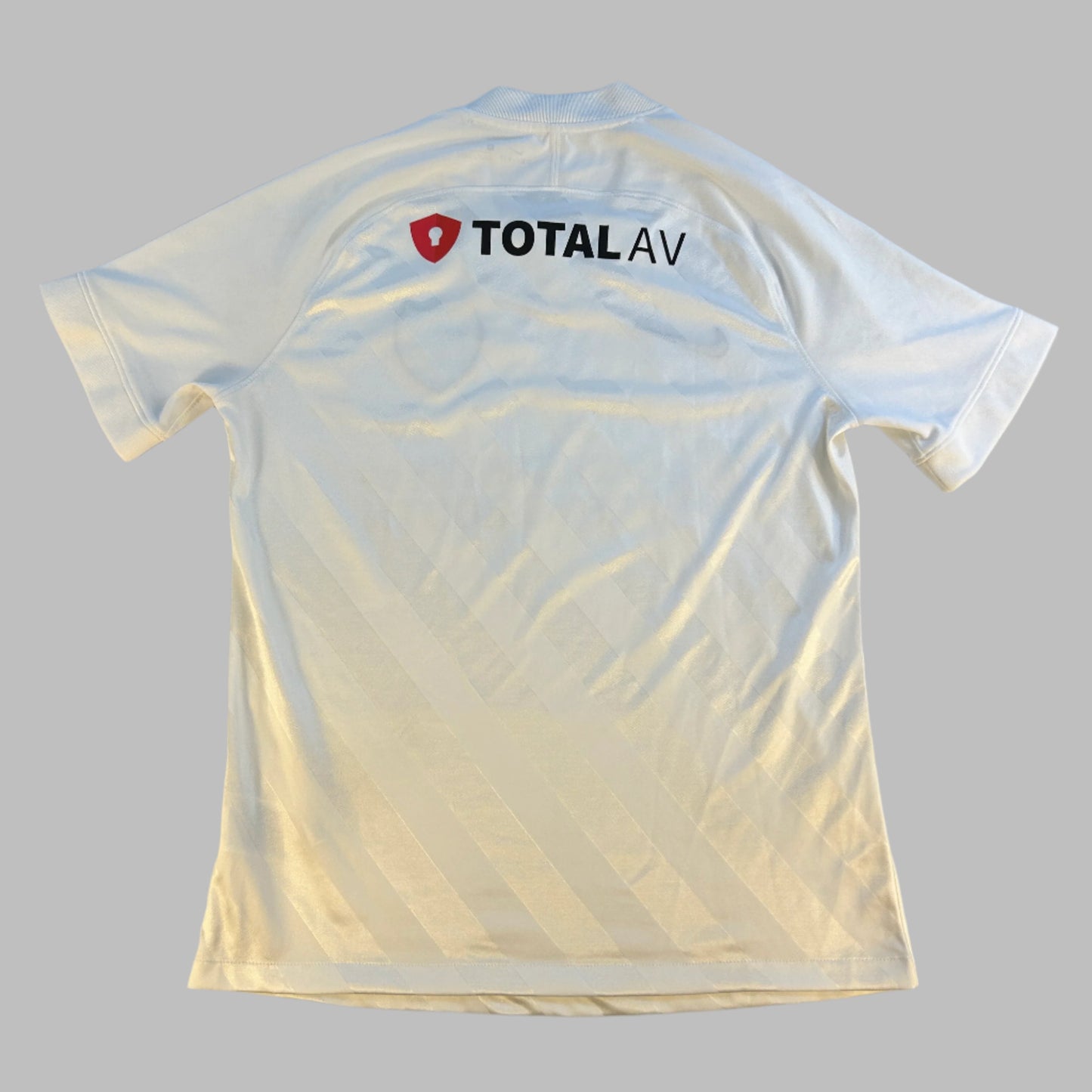 Portsmouth 2020/2021 Away Shirt - Medium