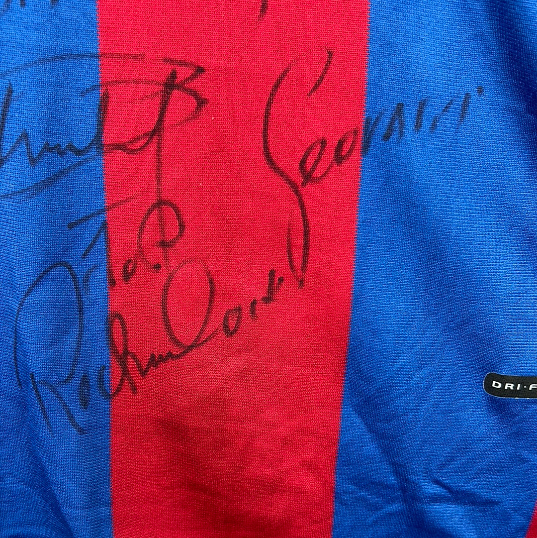 Barcelona 1998/1999 Squad Signed Home Shirt - Large - Excellent Condition