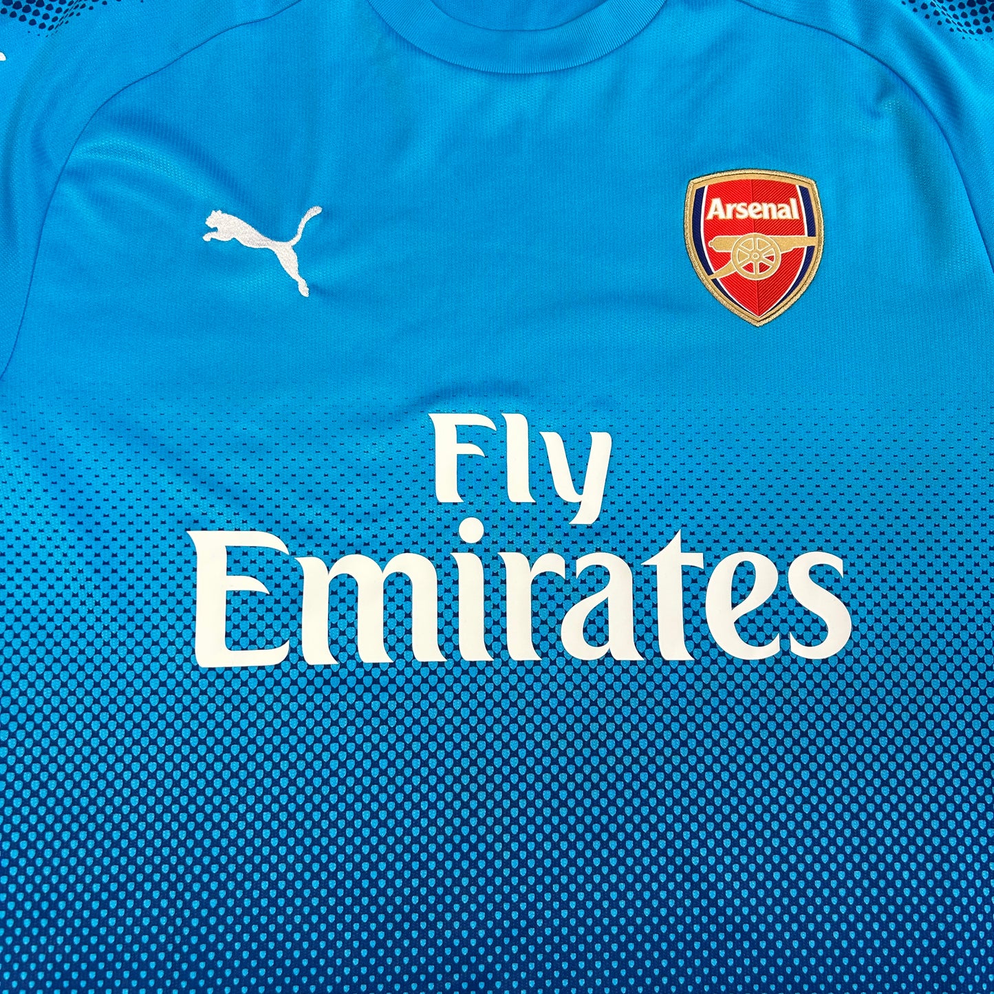 Arsenal 2017/2018 Away Shirt - Medium - Excellent