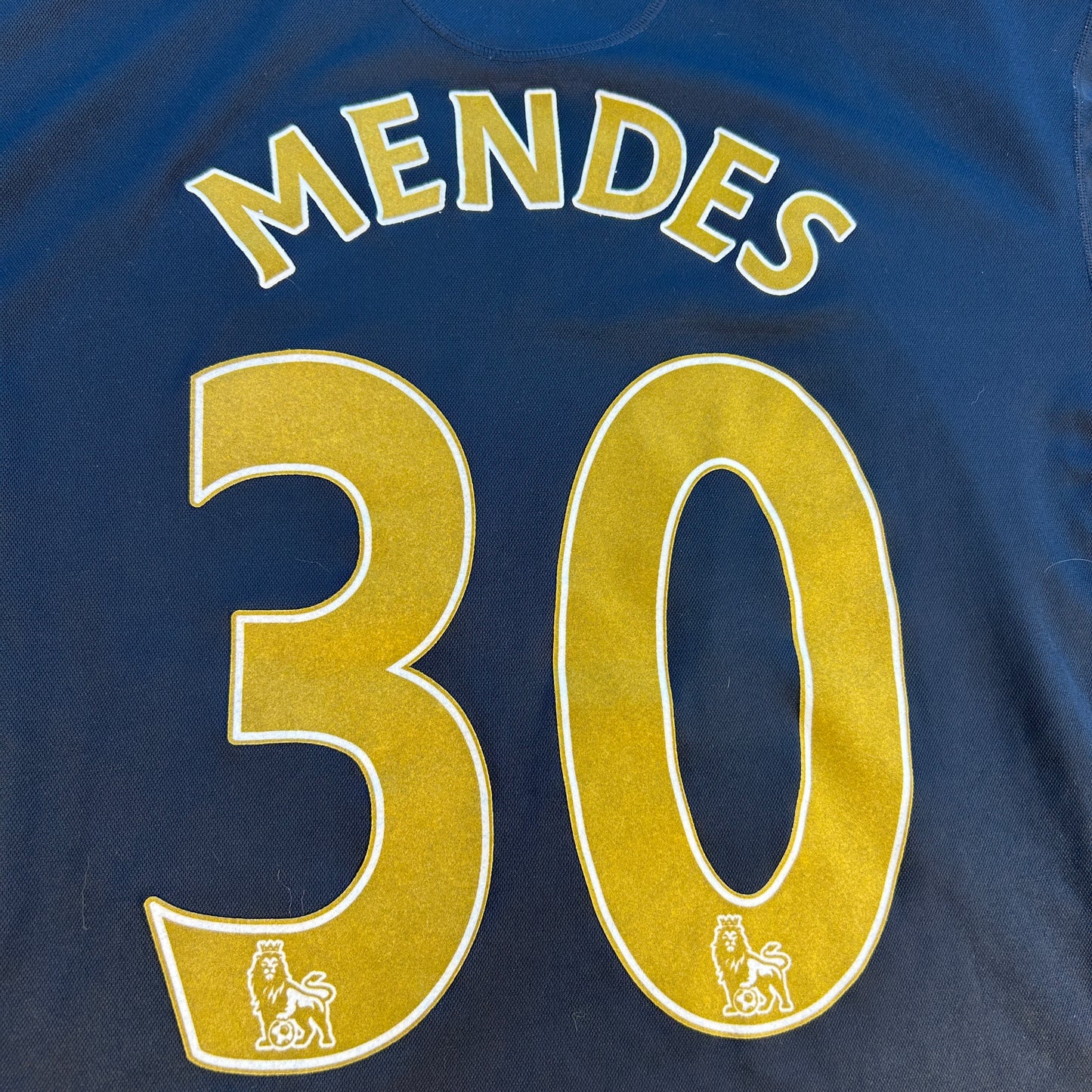 Portsmouth 2007/2008 Away Shirt - Large - Mendes 30