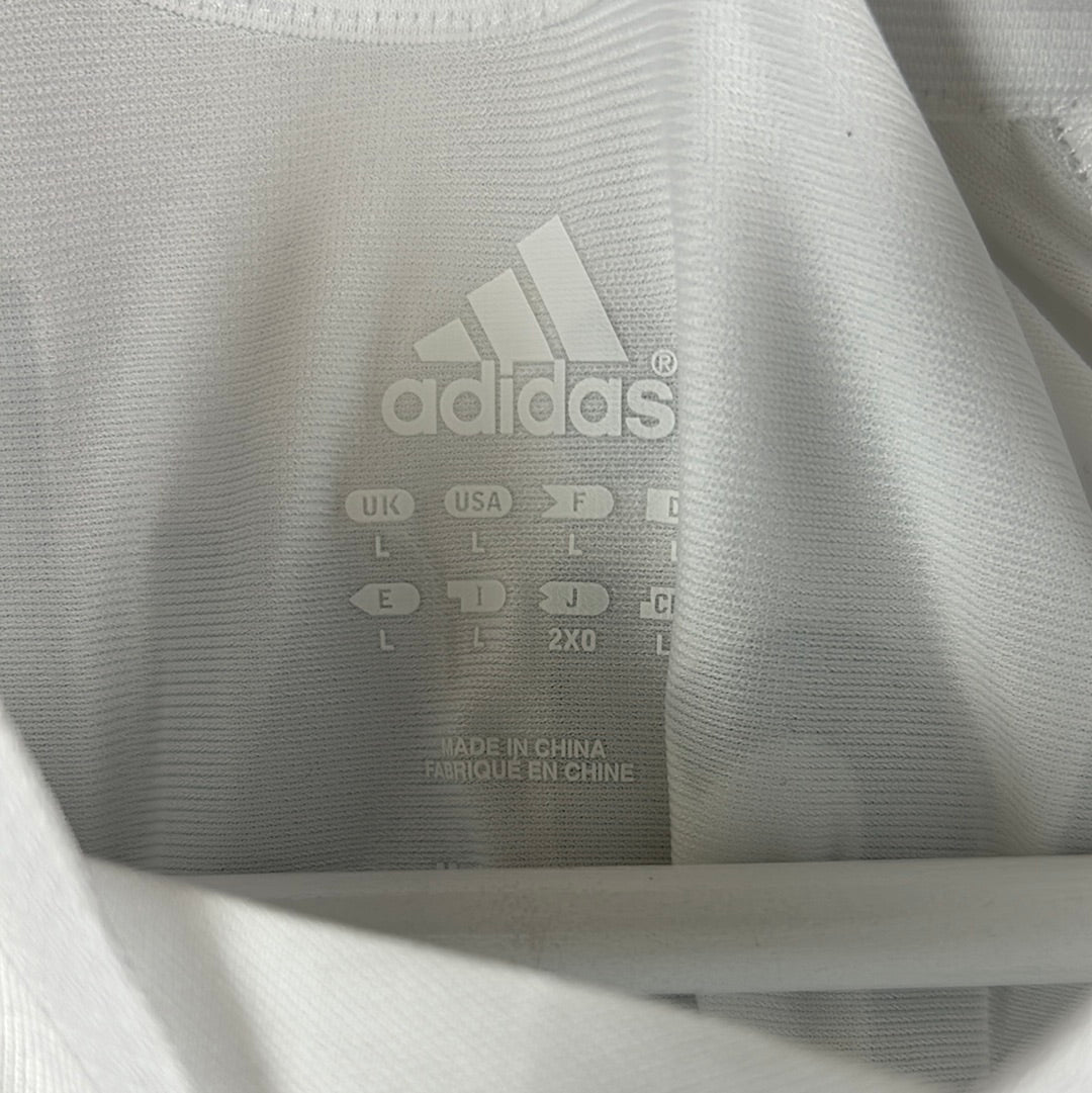 Real Madrid 2004/2005 Player Issue Home Shirt - Cicinho 11 - Di Stefano Stadium