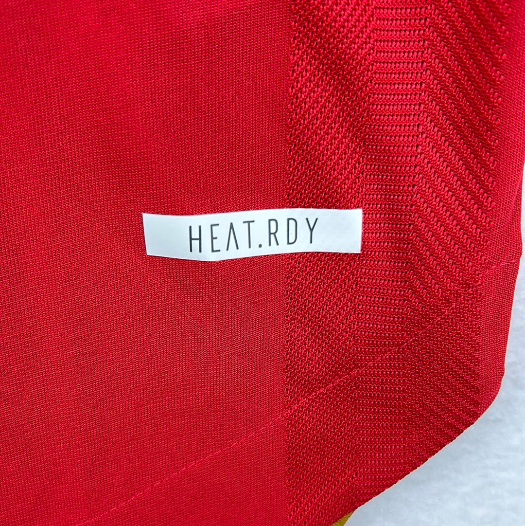 Manchester United 2021/2022 Player Issue Home Shirt - Shaw 3