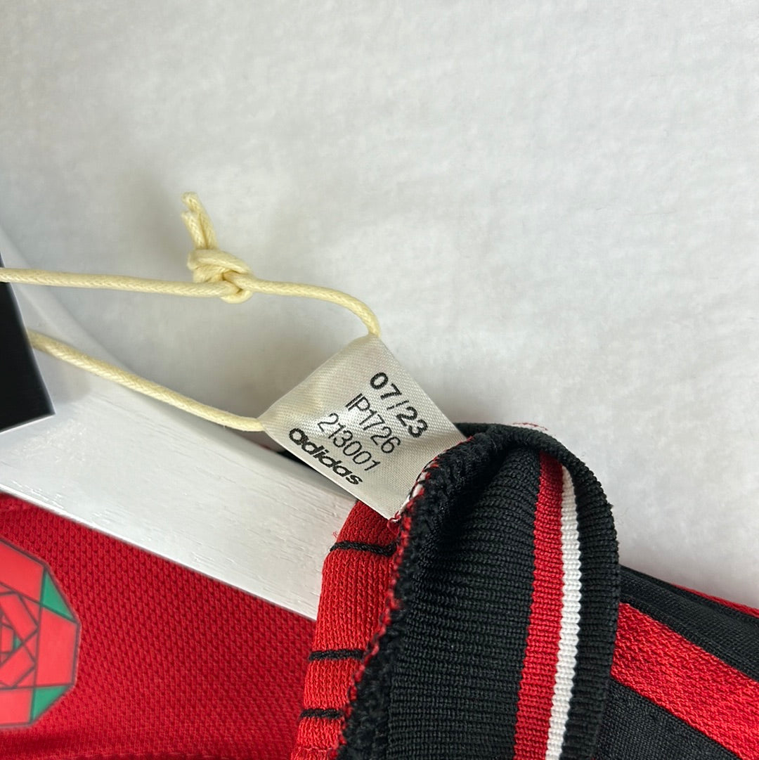 Manchester United 2023-2024 Home Shirt Adidas code IP1726