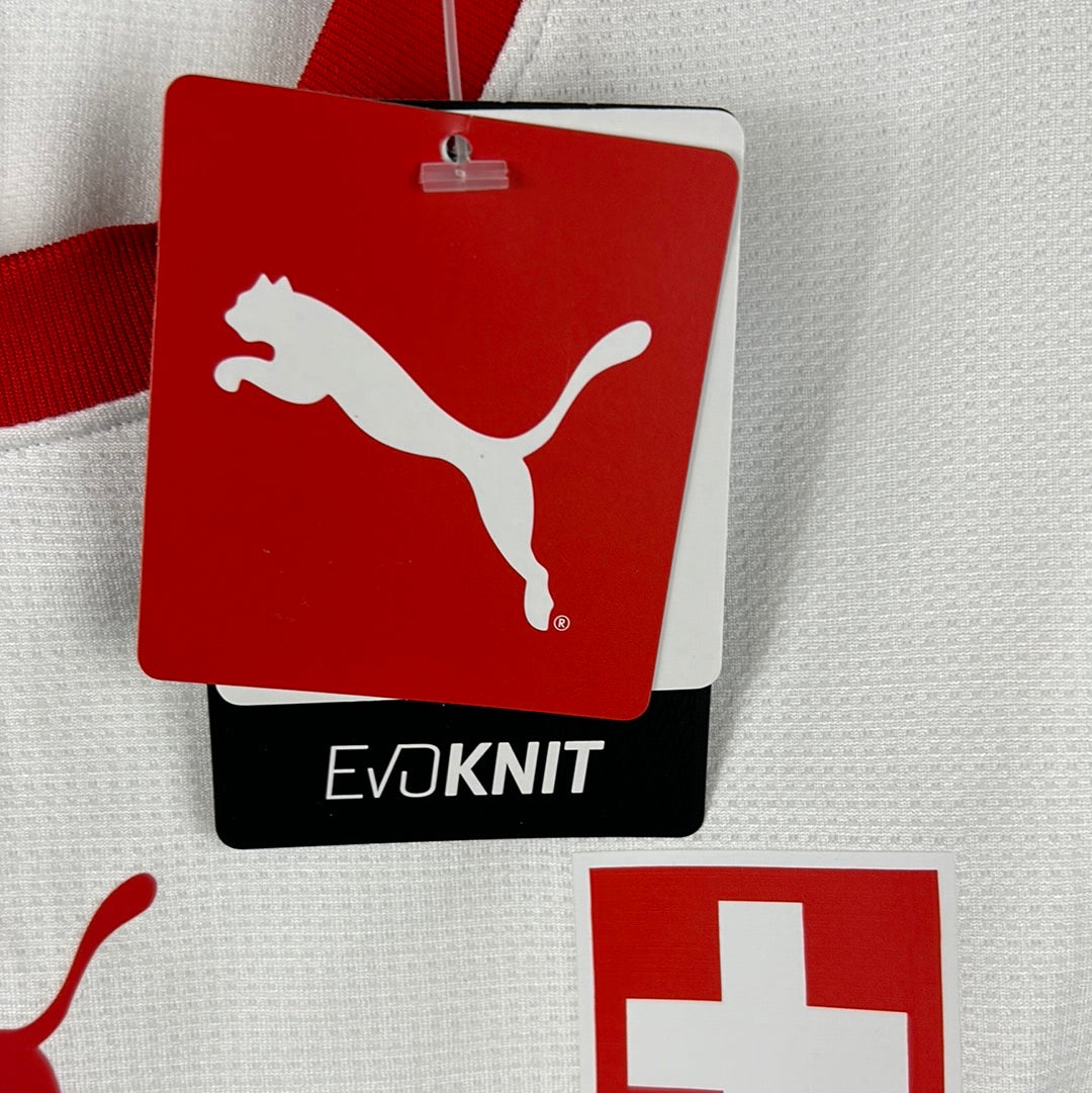 Switzerland 2018 Away Shirt - Extra Large - New With Tags