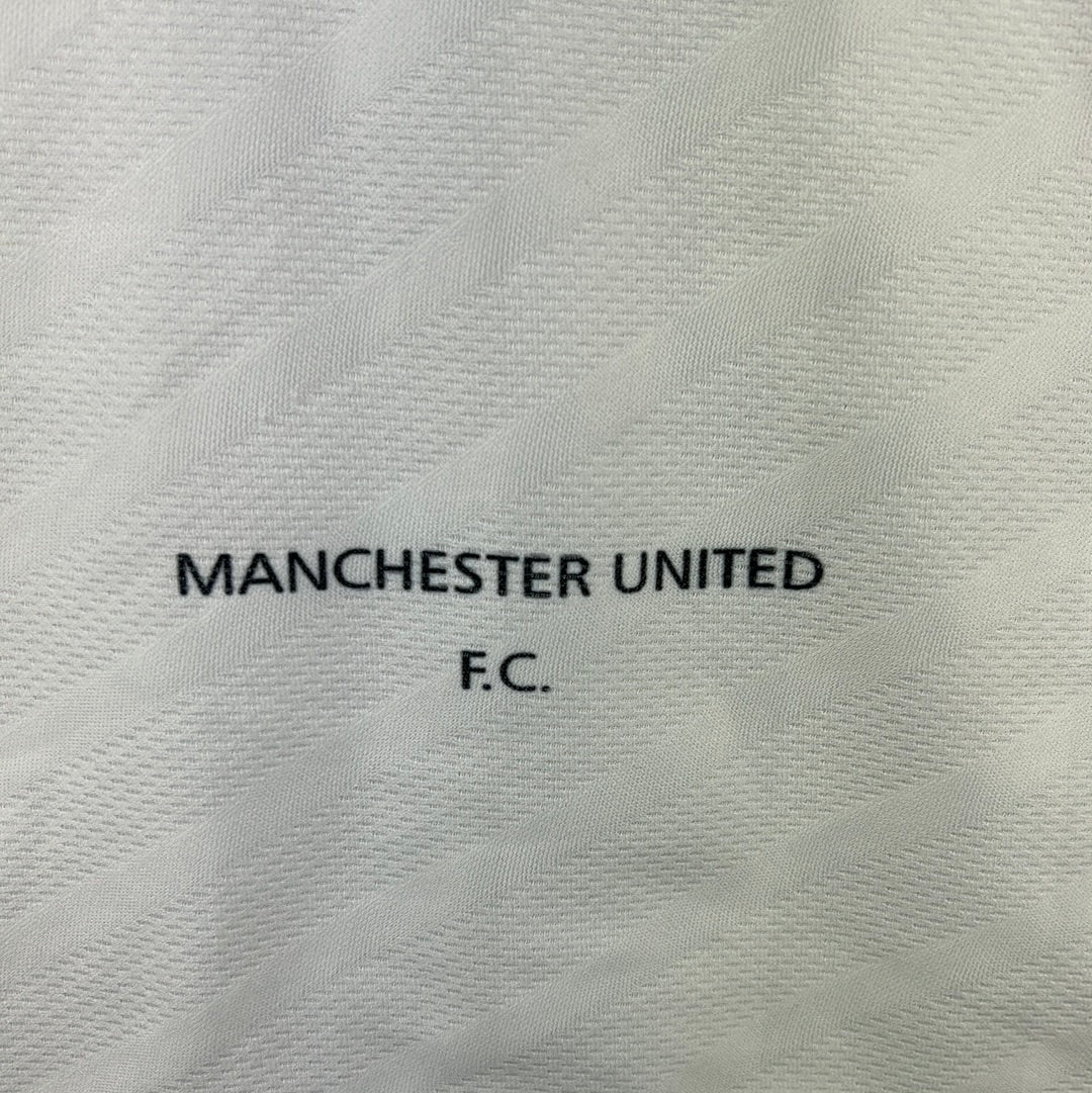 Manchester United 1996-1997 Away Shirt - Medium - Champions Embroidery