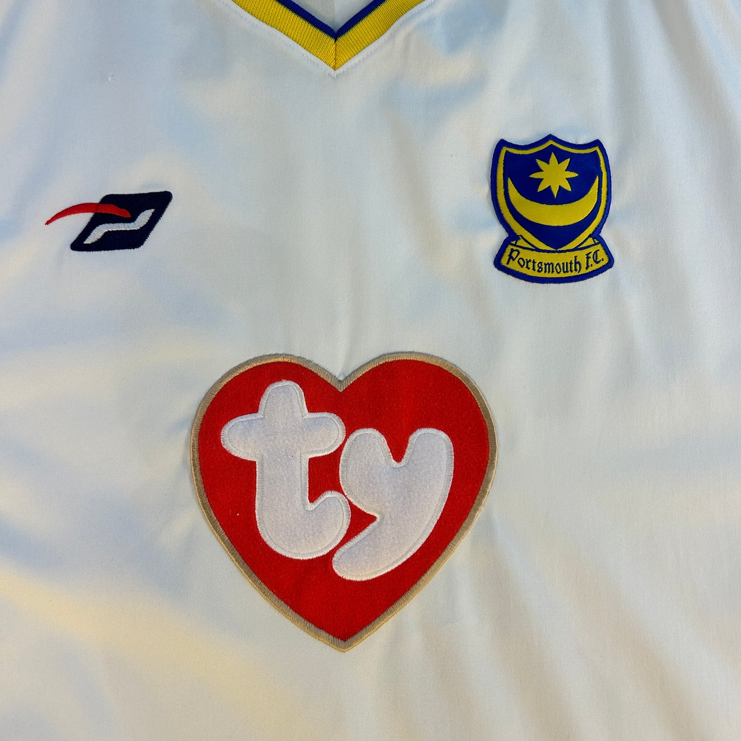 Portsmouth 2004/2005 Third Shirt - Large - BERGER 23