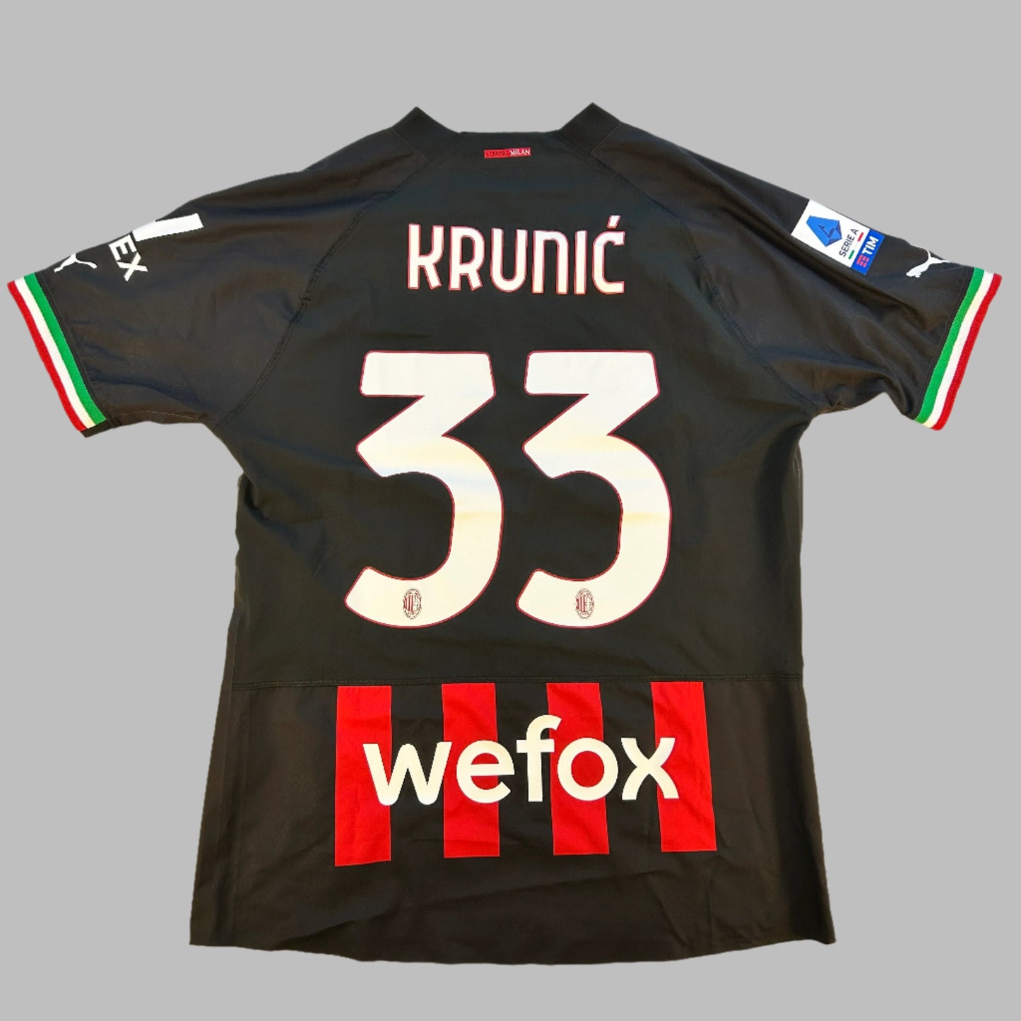 AC Milan 2022/2023 Match Issued Home Shirt - Krunic 33 print