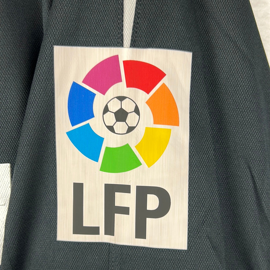 Real Sociedad 2006/2007 Player Issue Goalkeeper Shirt - Bravo 25