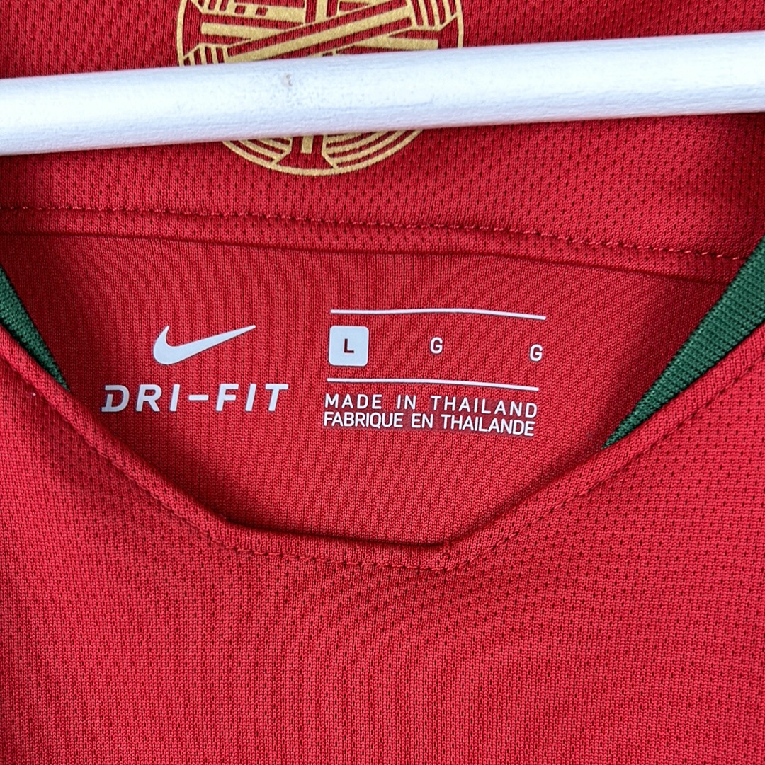 Portugal 2018-2019 Home Shirt - Large - Excellent Condition