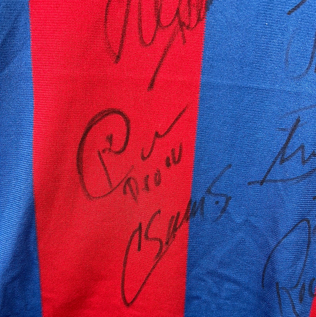 Barcelona 1998/1999 Squad Signed Home Shirt - Large - Excellent Condition
