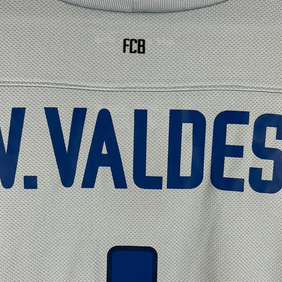 Barcelona 2011/2012 Player Issue Third Goalkeeper Shirt - Valdes 1