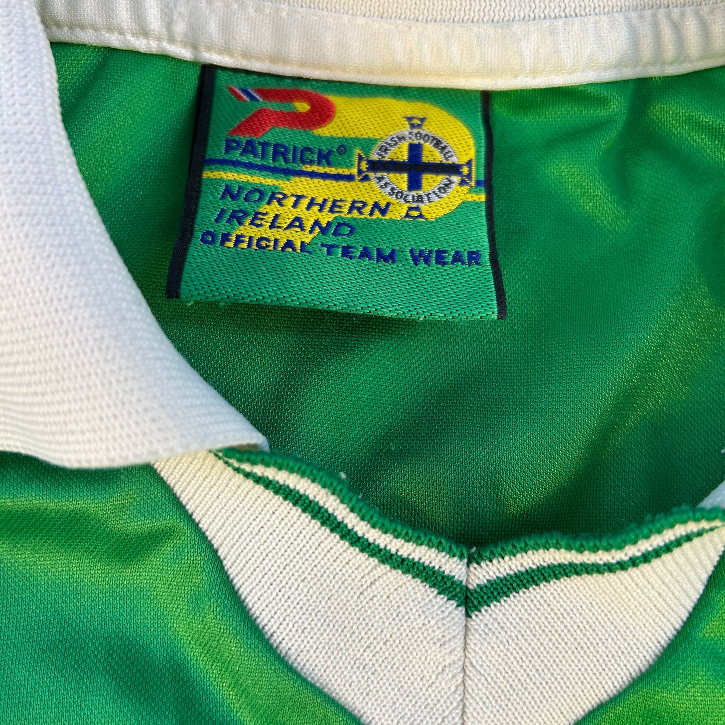 Northern Ireland 2000 Home Shirt - Extra Large