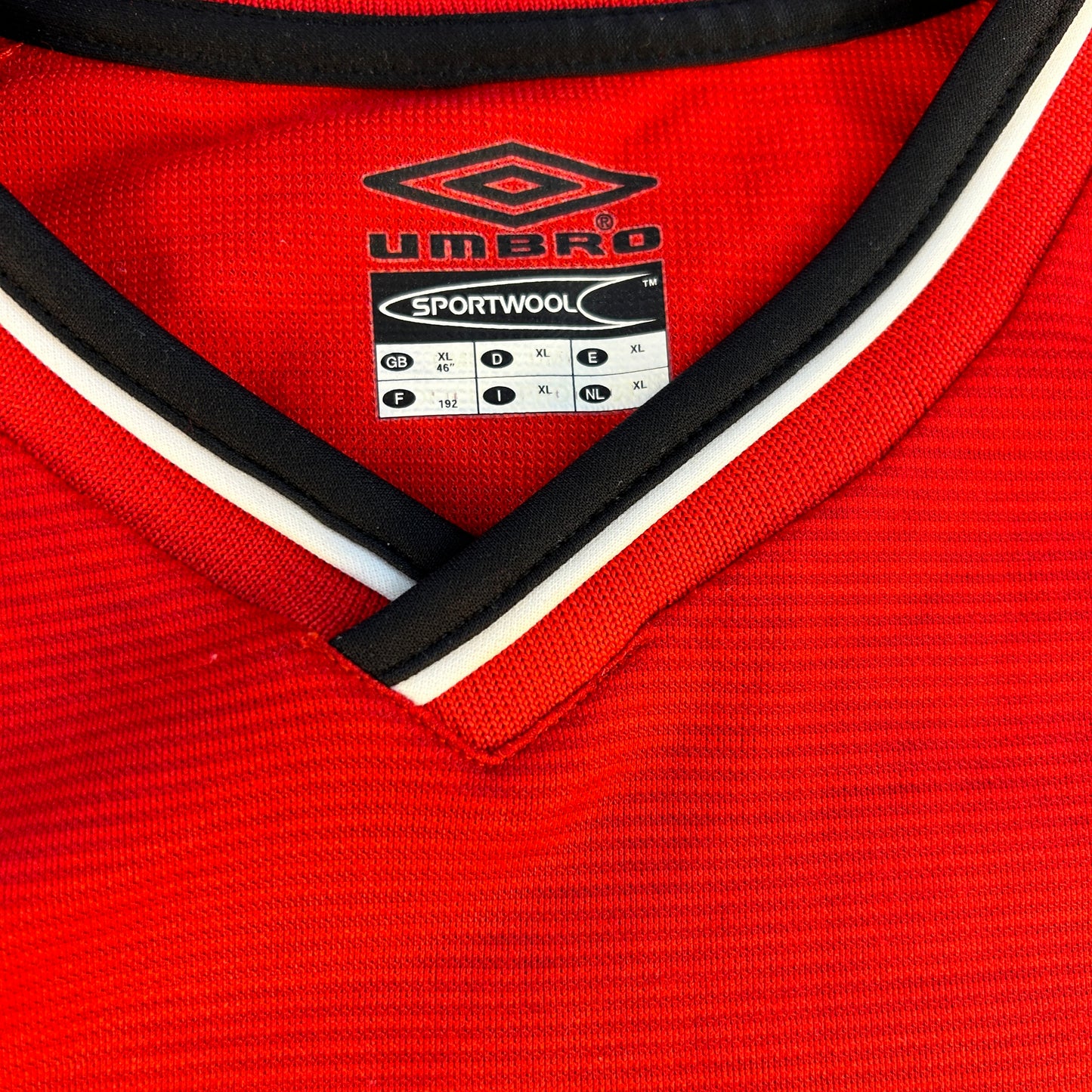 Manchester United 2000/2001 Home Shirt - Extra Large