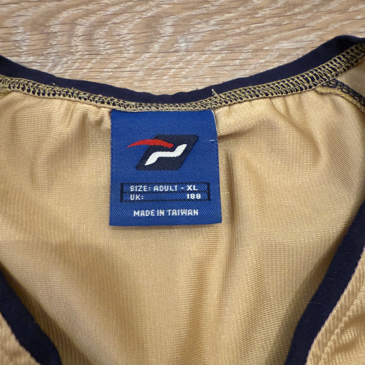 Portsmouth 2002/2003 Away Shirt - XL