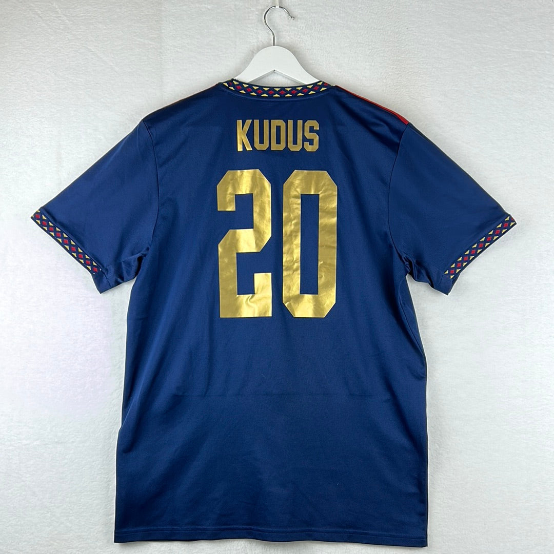Ajax 2022/2023 Away Shirt Large Kudus 20 – Casual Football Shirts