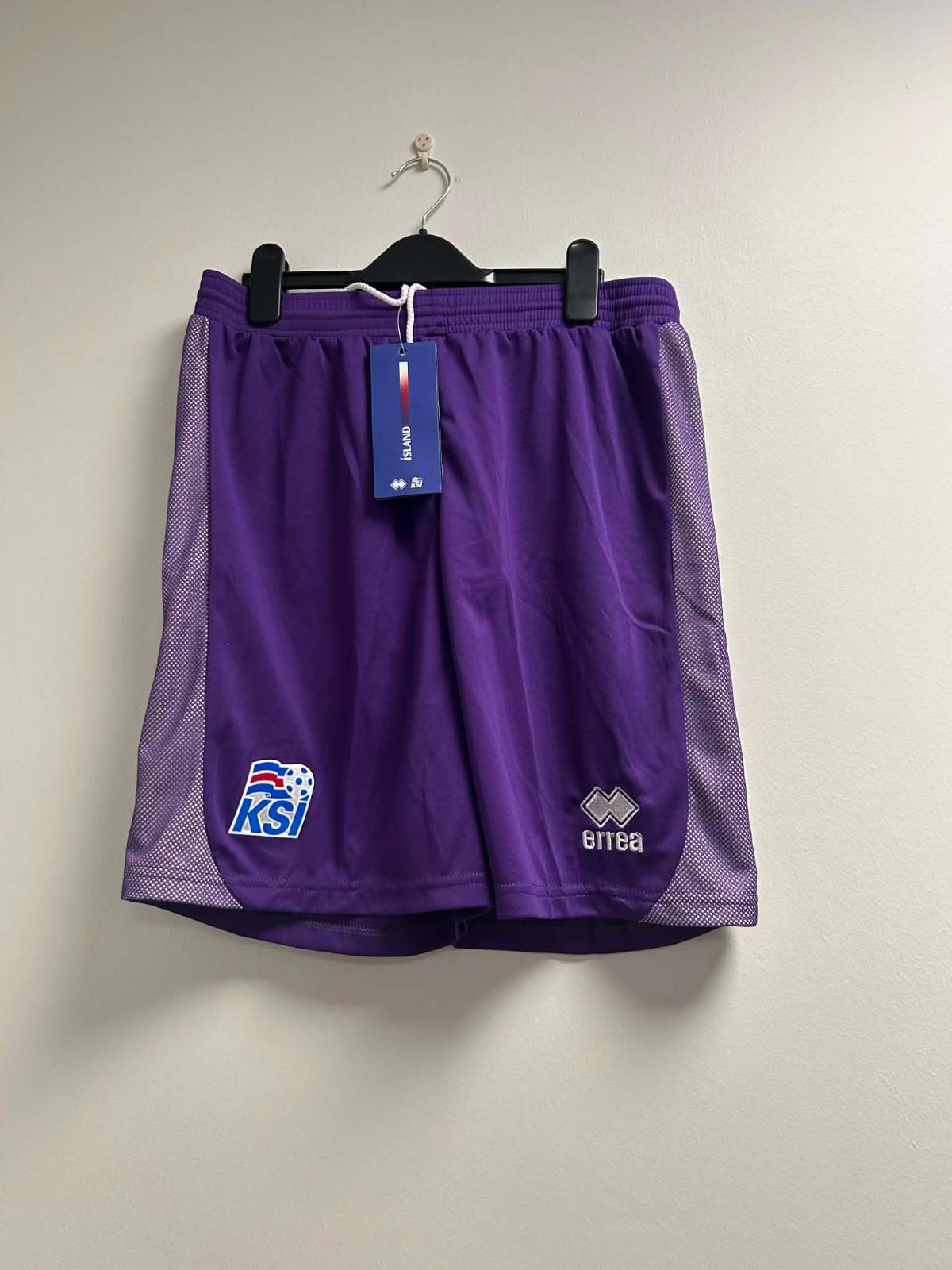 Iceland 2014-2015 Football Shorts (BNWT) M