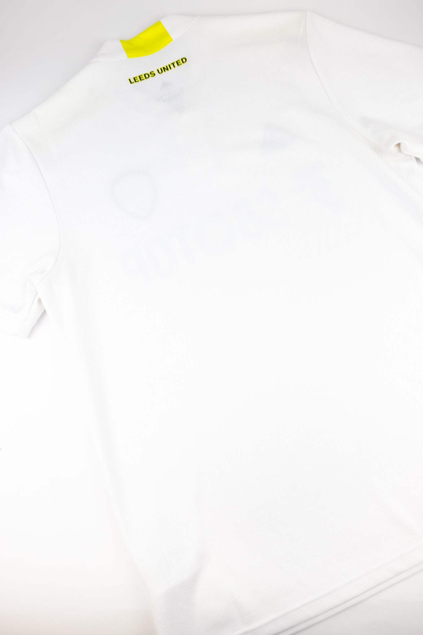 Leeds United 2021-22 Football Shirt (Large)