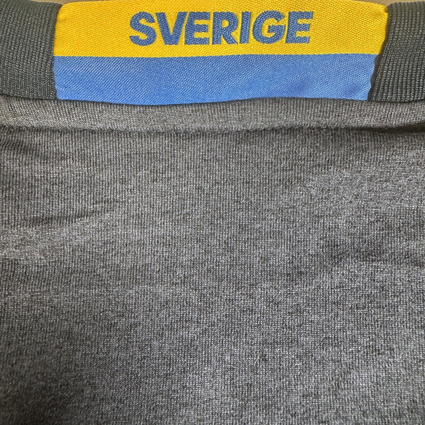 Sweden 2016/2017/2018 Away Football Shirt XXL