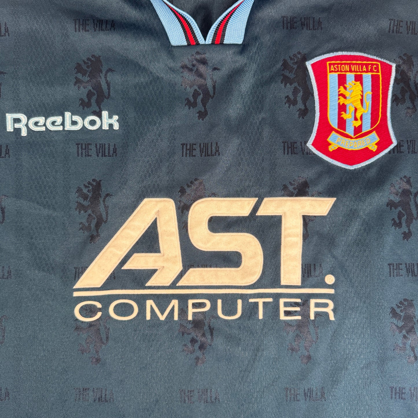 Aston Villa 1995/1996/1997 Away Football Shirt Large