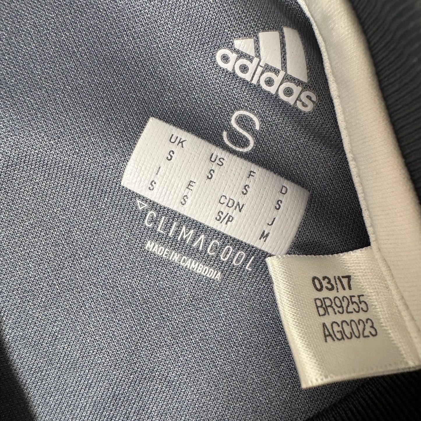 Benfica 2017/2018 Away Shirt Small