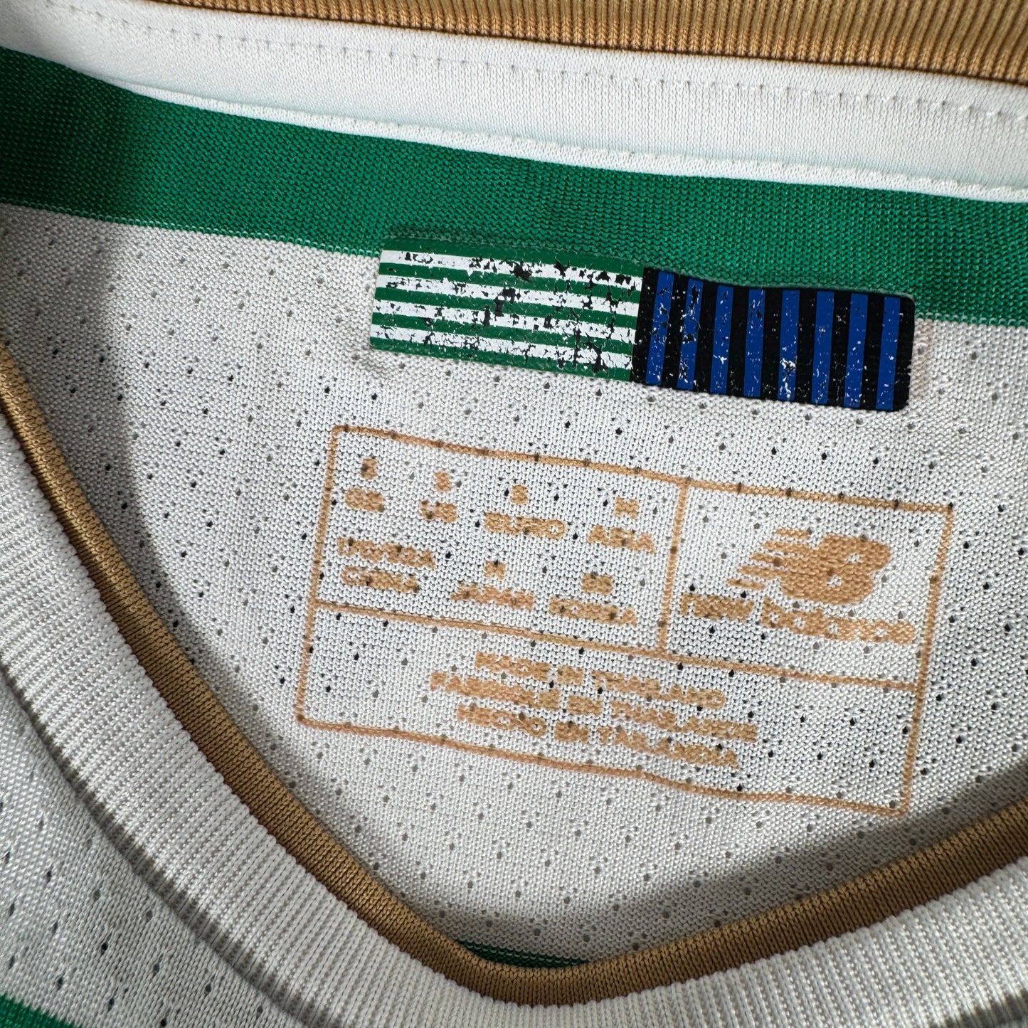 Celtic 2017/2018 Home Football Shirt Small