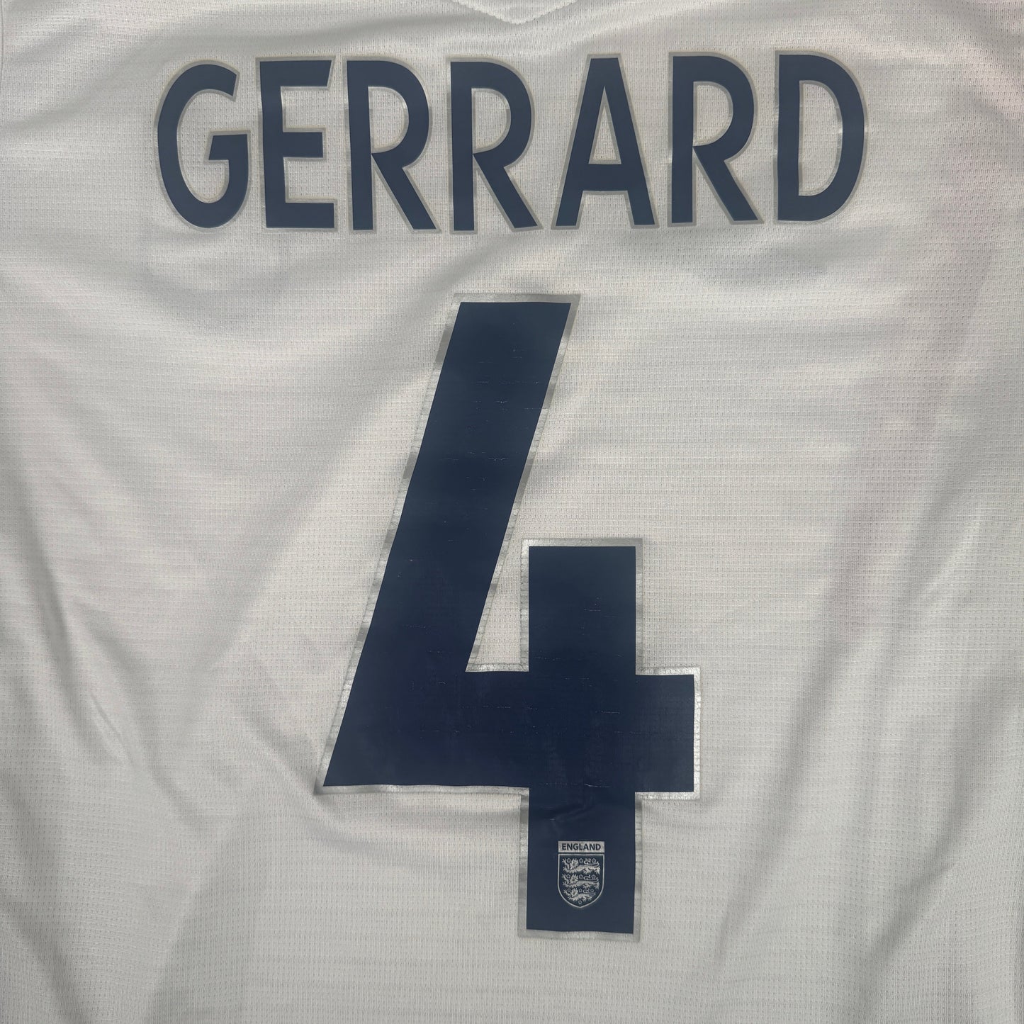 GERRARD 4 England 2006/2007/2008 Home Football Shirt Medium