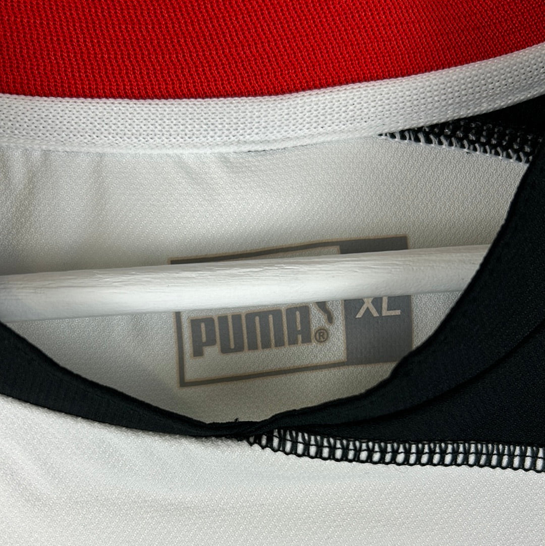 Fulham 2004-2005 Player Issue Home Shirt - Volz 2