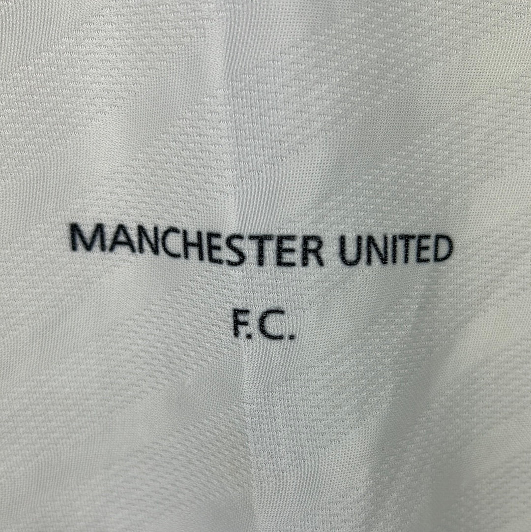 Manchester United 1996-1997 Away Shirt - Large - Excellent Condition