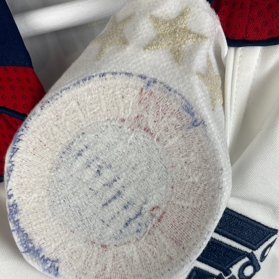Embroidery backing