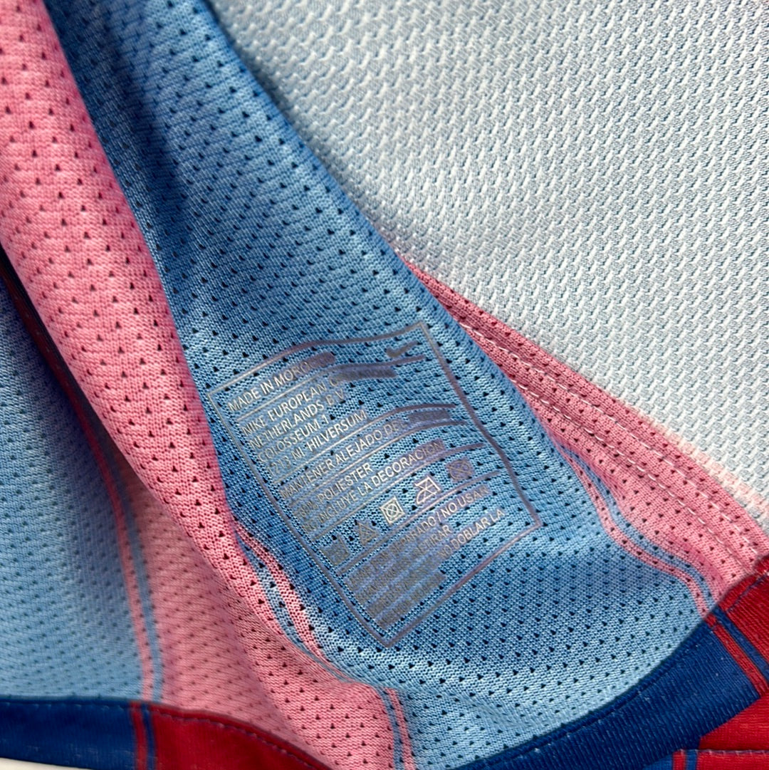 Barcelona 2009/2010 Player Issue Home Shirt - Pique 3 - Long Sleeve